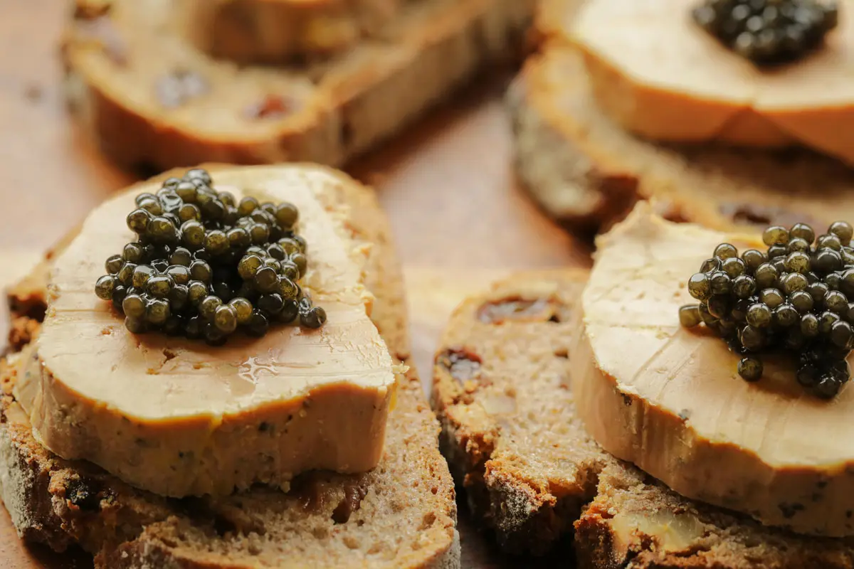 Foie gras avec caviar