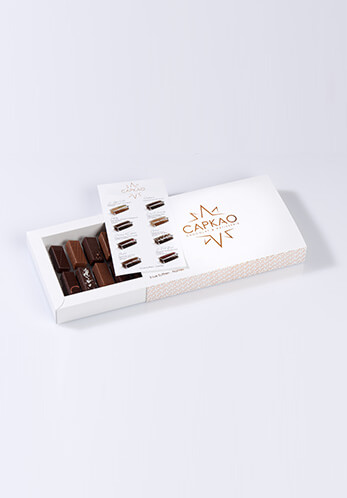 Boîte de 16 bonbons chocolats CAPKAO ouverte