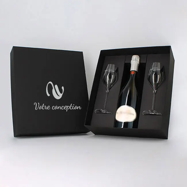 Personalized champagne box with glasses