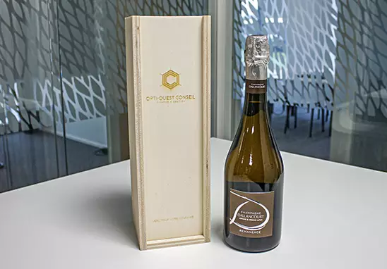 Coffret champagne personnalisé avec gravure laser sur bois